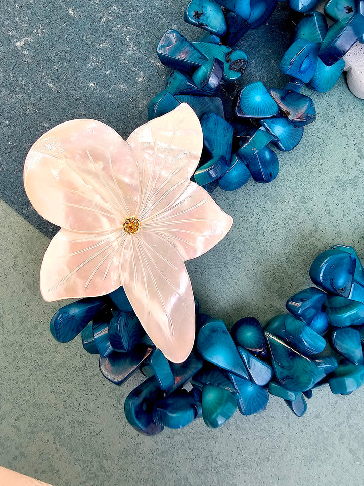 Blue Bamboo Coral With Flower Giant Shell Statement Necklace QN028