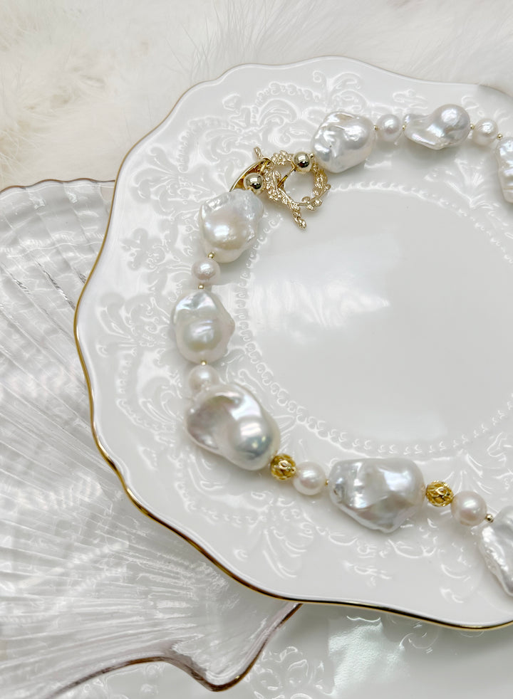Baroque Pearls Short Necklace KN005 - FARRA