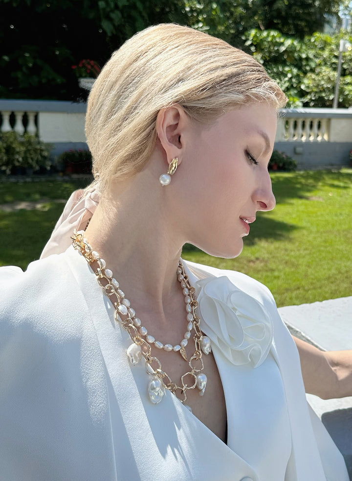 Baroque Pearls Pendants Modern Chain Necklace KN004 - FARRA