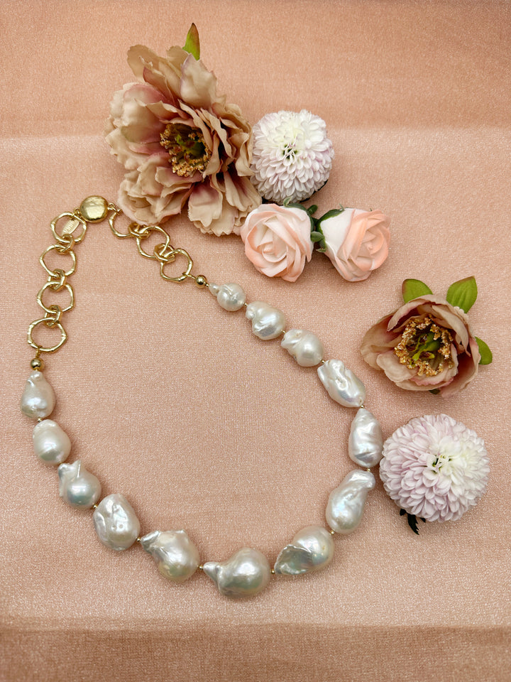 Baroque Pearls with Chain Chunky Necklace LN054