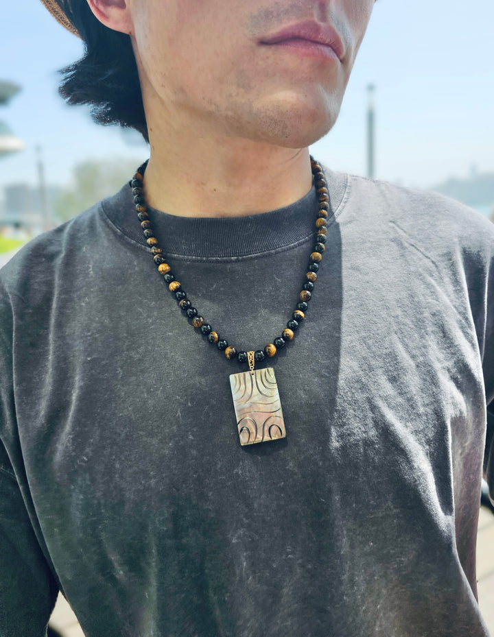 Tiger Eye With Shell Pendant Men's Necklace MEN21