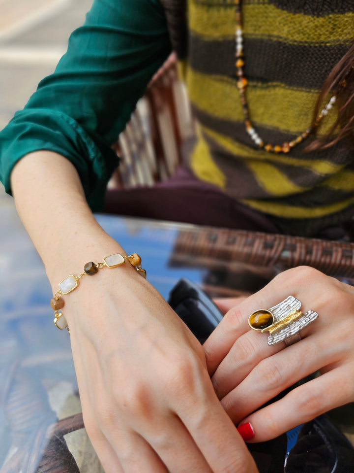 Brown Tiger Eye Stone With Moonstone Bracelet NB010