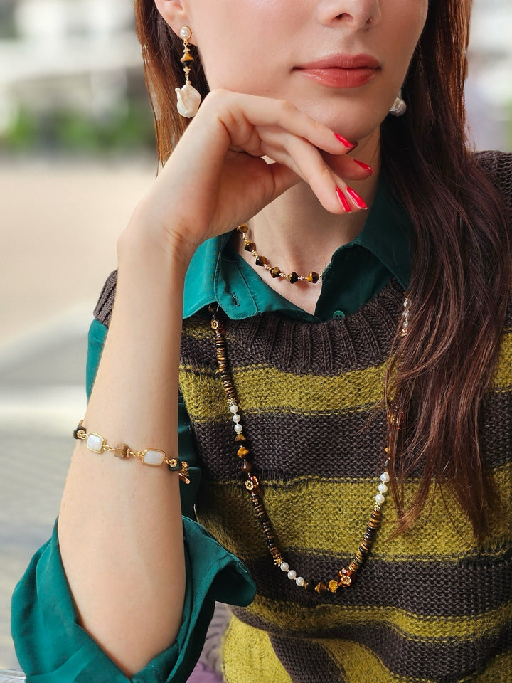 Brown Tiger Eye Stone With Moonstone Bracelet NB010