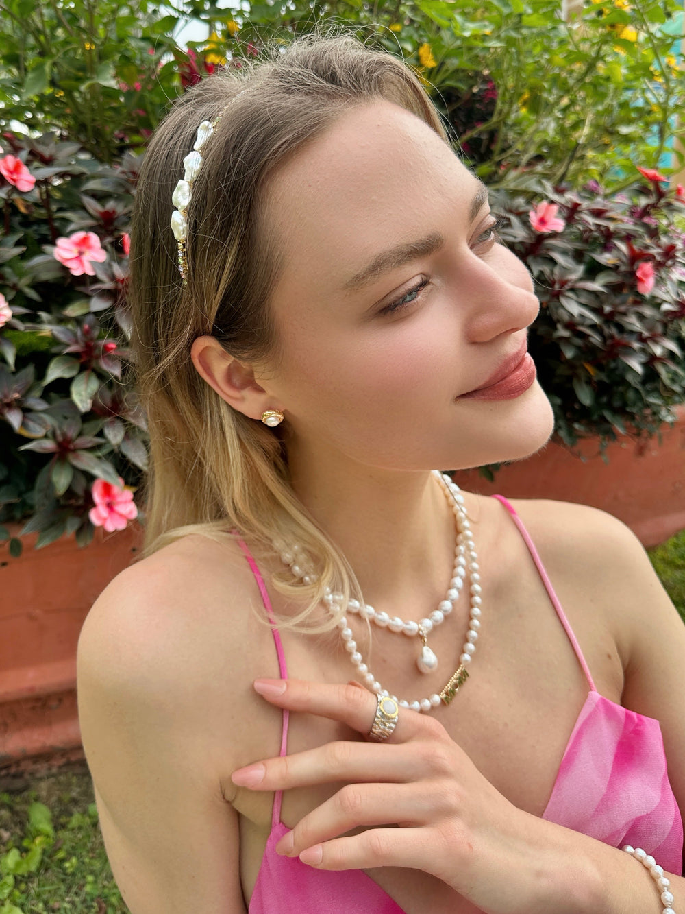 Must-have Freshwater Pearls with Baroque Pearl Pendant Necklace LN063 - FARRA