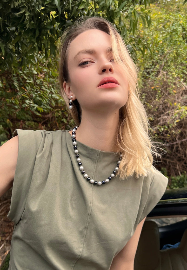 Classic Gray and Black Natural Freshwater Pearls Necklace LN079 - FARRA