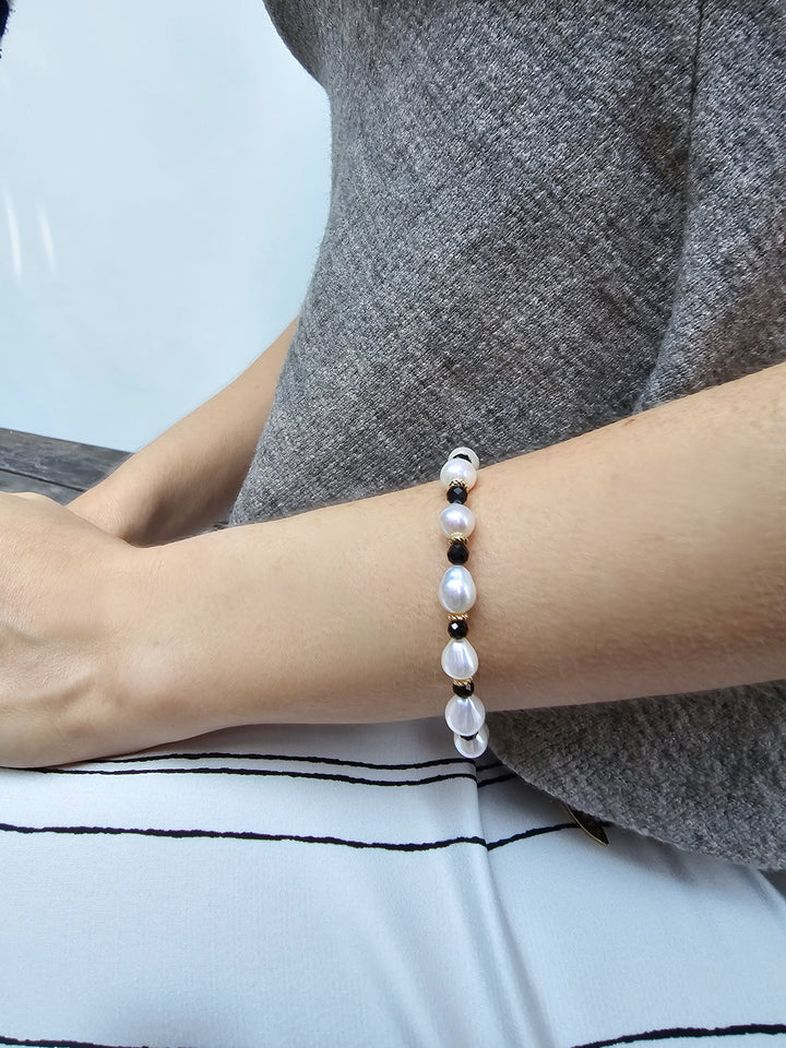 Freshwater Pearls With Black Obsidian Adjustable Bracelet PB001