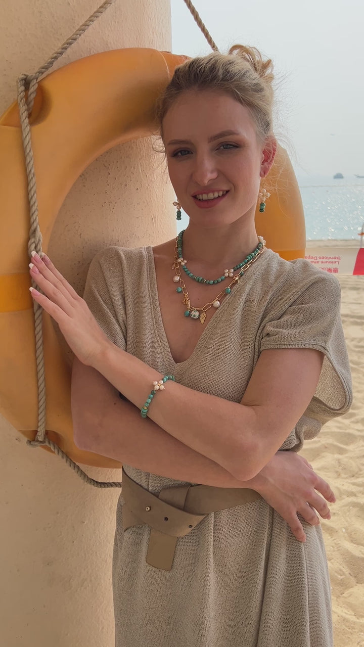 Gold Chain with Turquoise and Pearls Necklace JN053