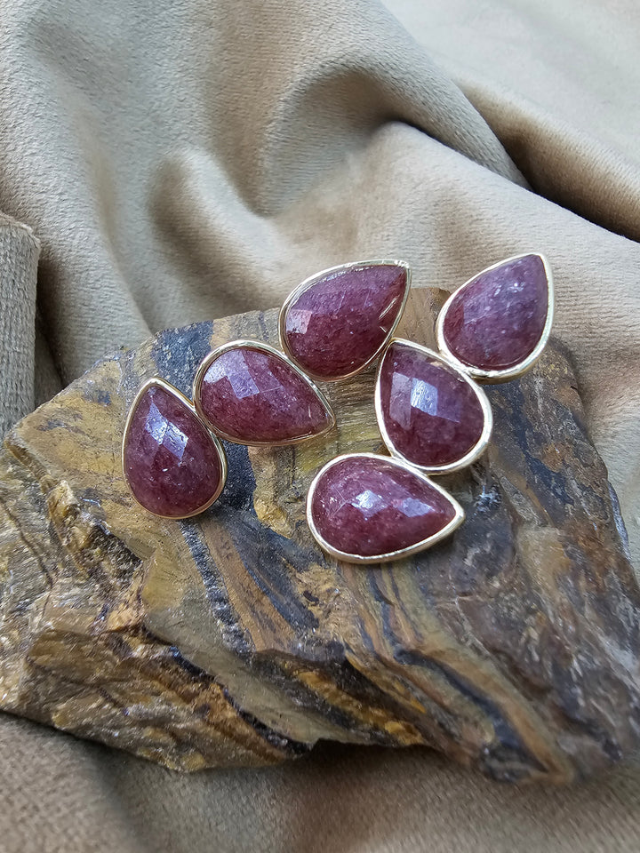 Strawberry Quartz Statement Stud Earrings NE016