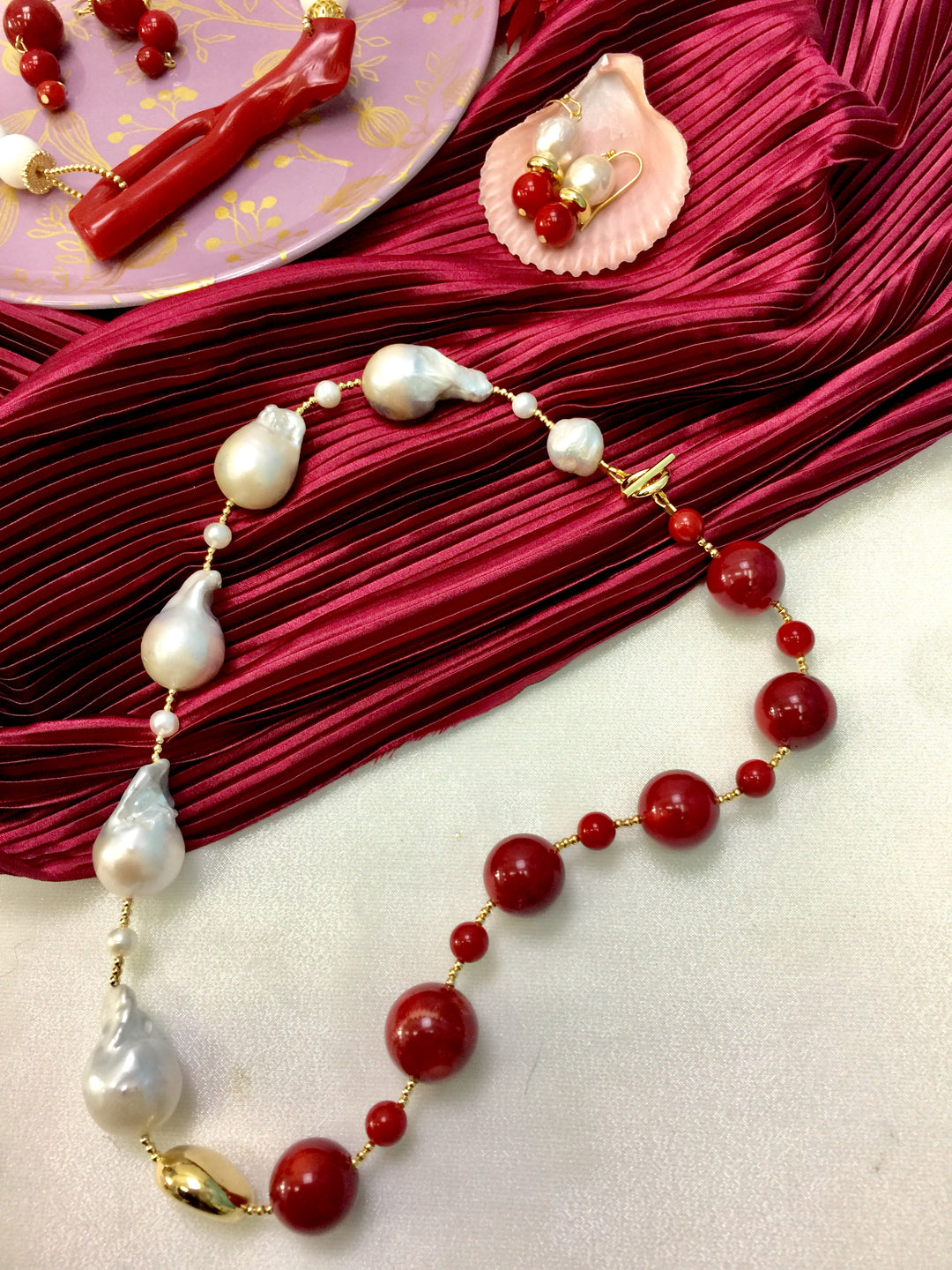 Natural Corals with Baroque Pearls Short Necklace DN205 - FARRA