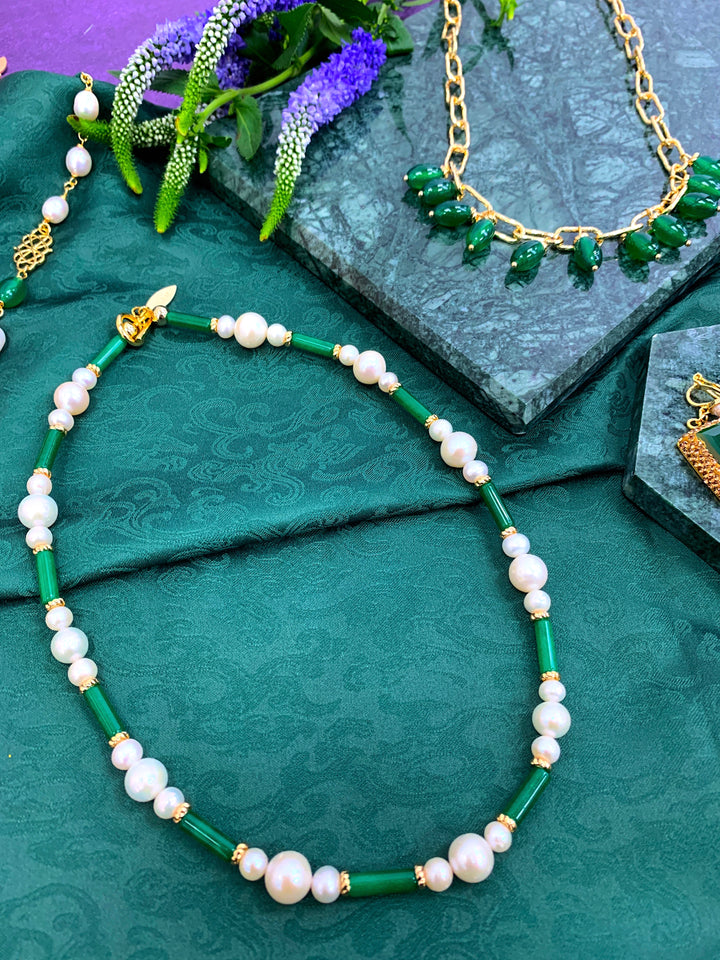 Tube Shaped Green Jade With Freshwater Pearls Necklace HN009 - FARRA