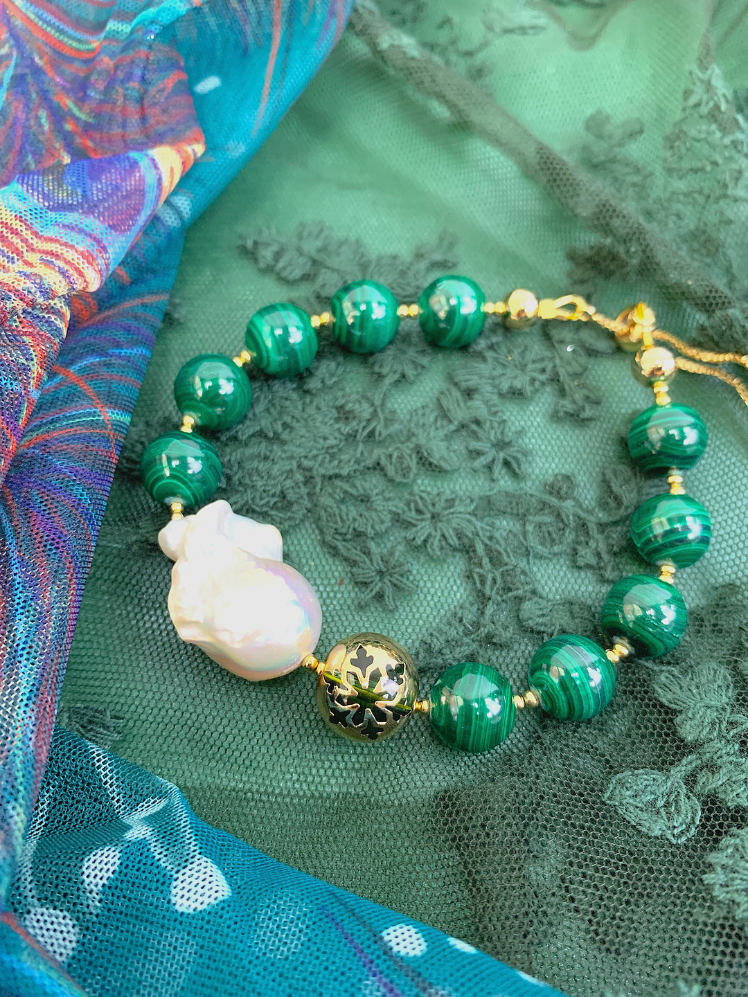 Malachite With Baroque Pearl Adjustable Bracelet HB009 - FARRA