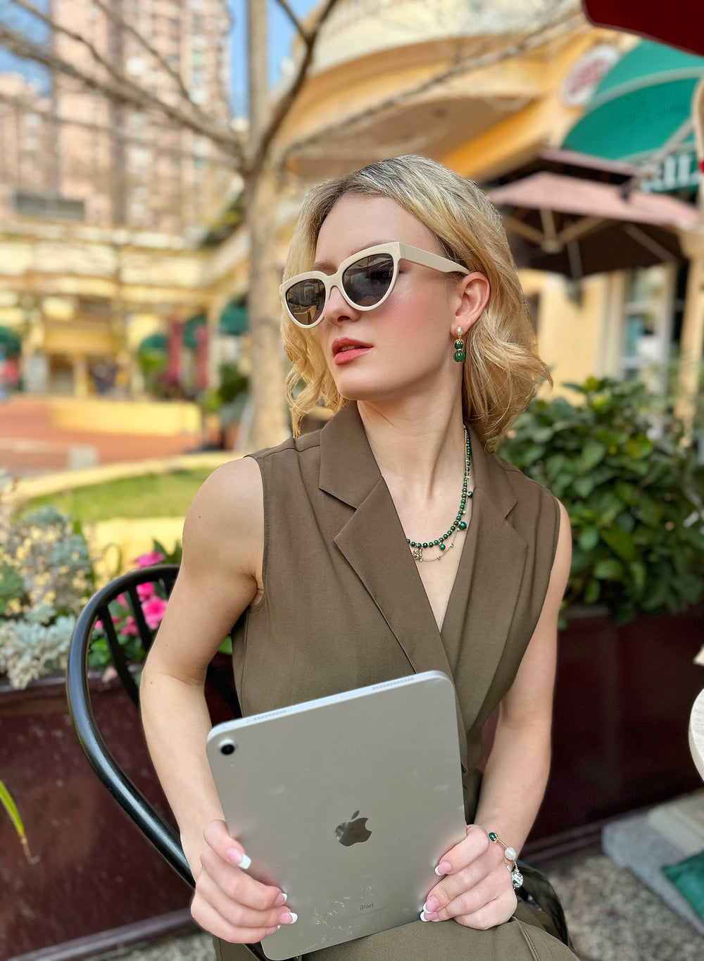 Malachite With Squirrel Pendant Exquisite Necklace JN048 - FARRA