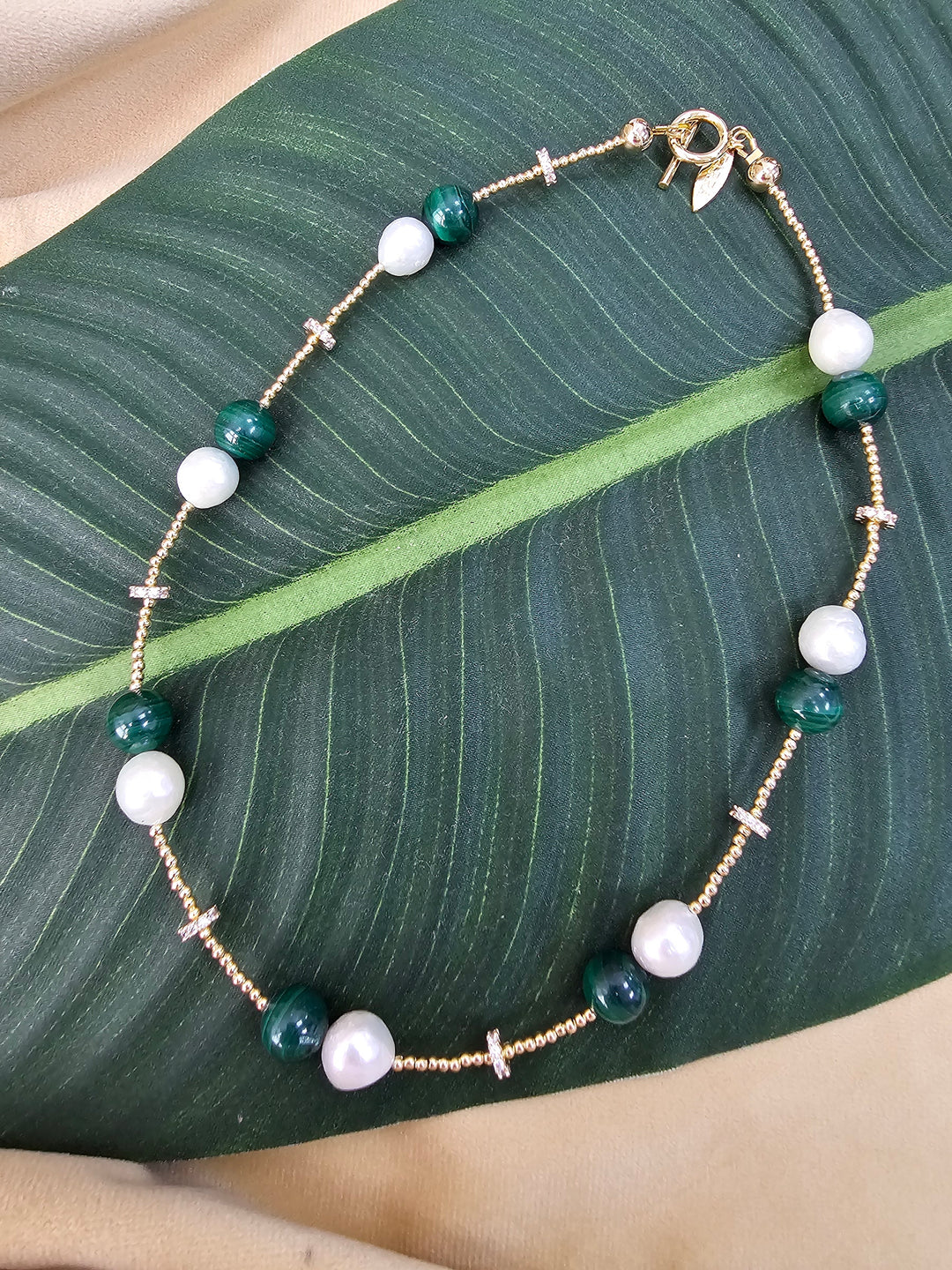 Malachite With Freshwater Pearls Versatile Choker / Bracelet NN036