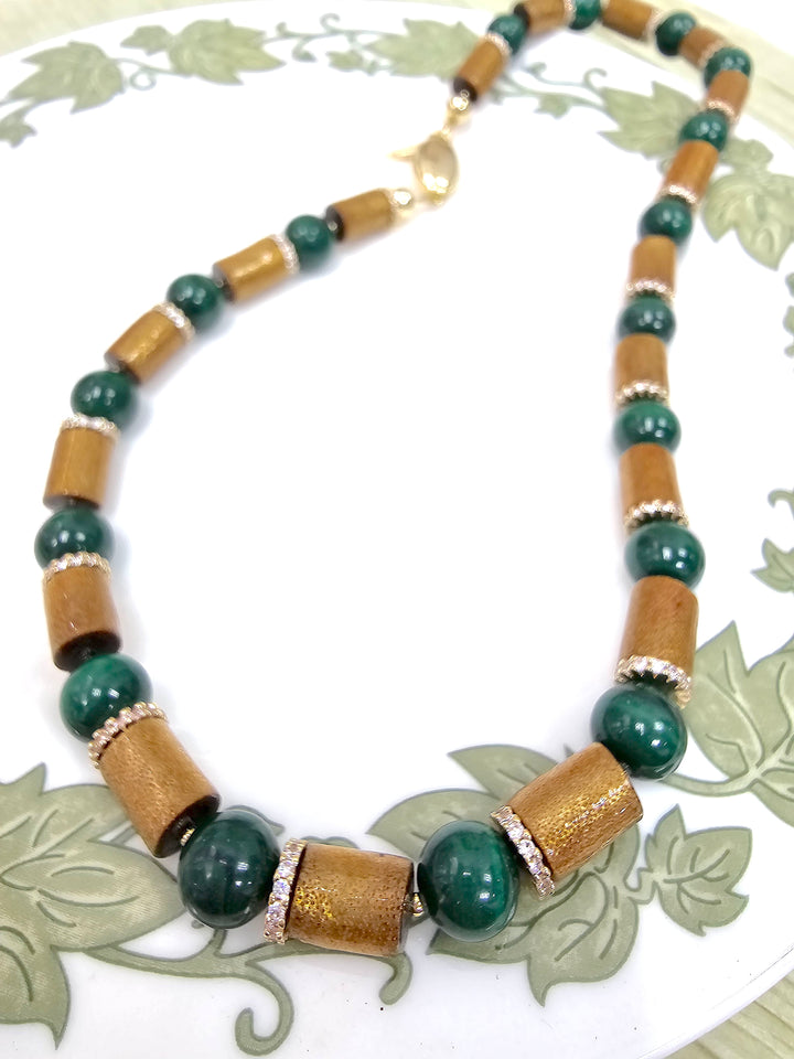 Golden Coral With Green Malachite Necklace NN037