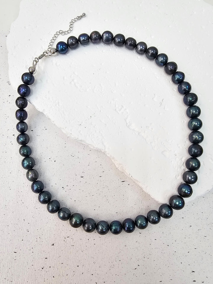 Deep Purple Freshwater Pearls Mens Necklace MEN02