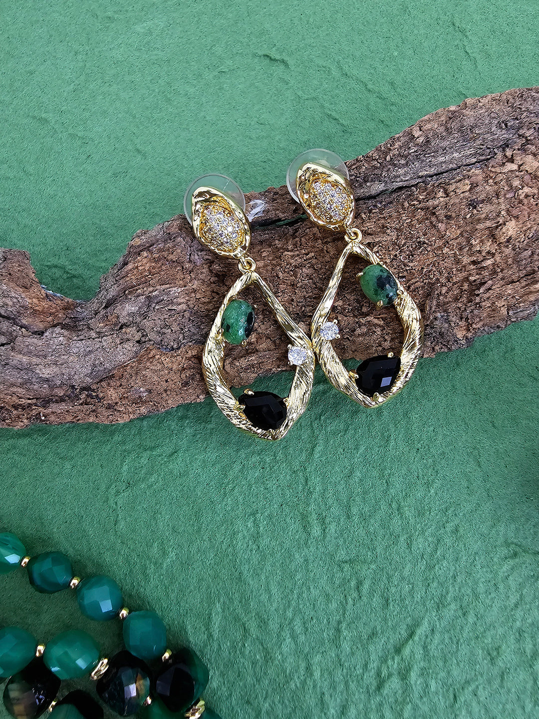 Elegant Green Epidote and Black Agate Drop Earrings QE012