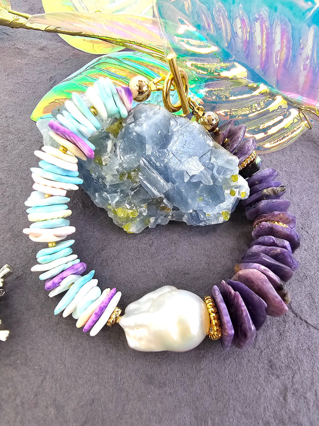 Purple Charoite And Colorful Shell With Baroque Pearl Bracelet QB011