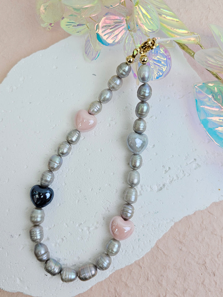 Gray Freshwater Pearls With Pink Ceramic Hearts Phone Strap PC047