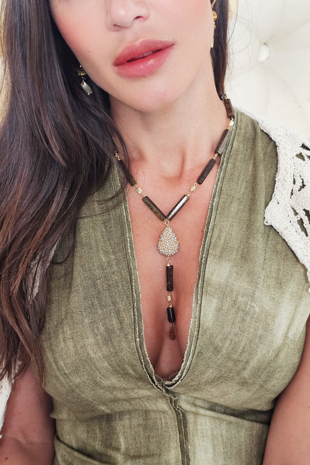 Y Shaped Tiger-eye Stone With Rhinestone Tassel Necklace QN008