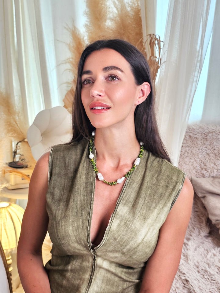 Green Bamboo Coral with Baroque Pearls Necklace QN011