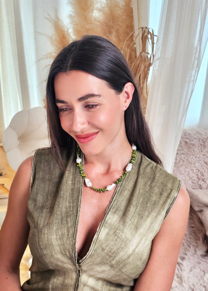 Green Bamboo Coral with Baroque Pearls Necklace QN011