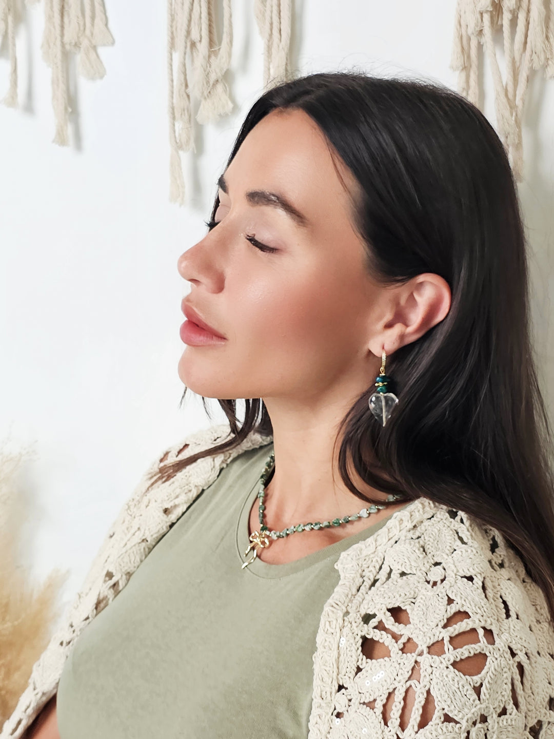 Green Dot Agate With Bowknot Pendant Necklace QN021