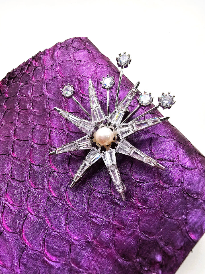 Pearl Setting Star Shaped Brooch PQ004
