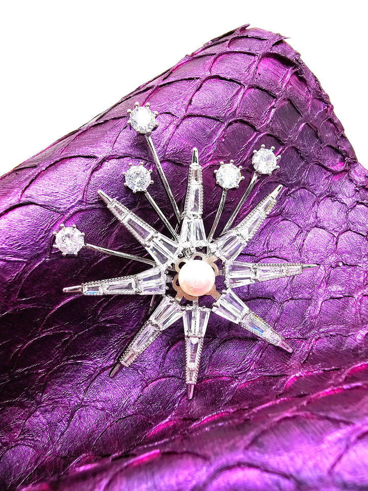 Pearl Setting Star Shaped Brooch PQ004