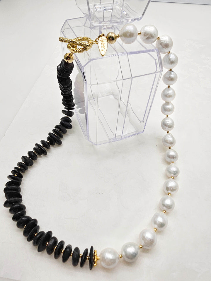Timeless Black Tourmaline And White Freshwater Pearls Necklace QN039