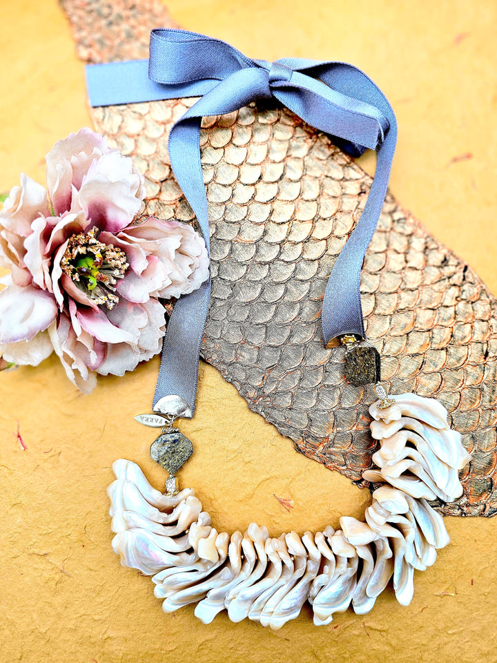 Giant Shell Pendant with Silk Ribbon Statement Necklace QN010