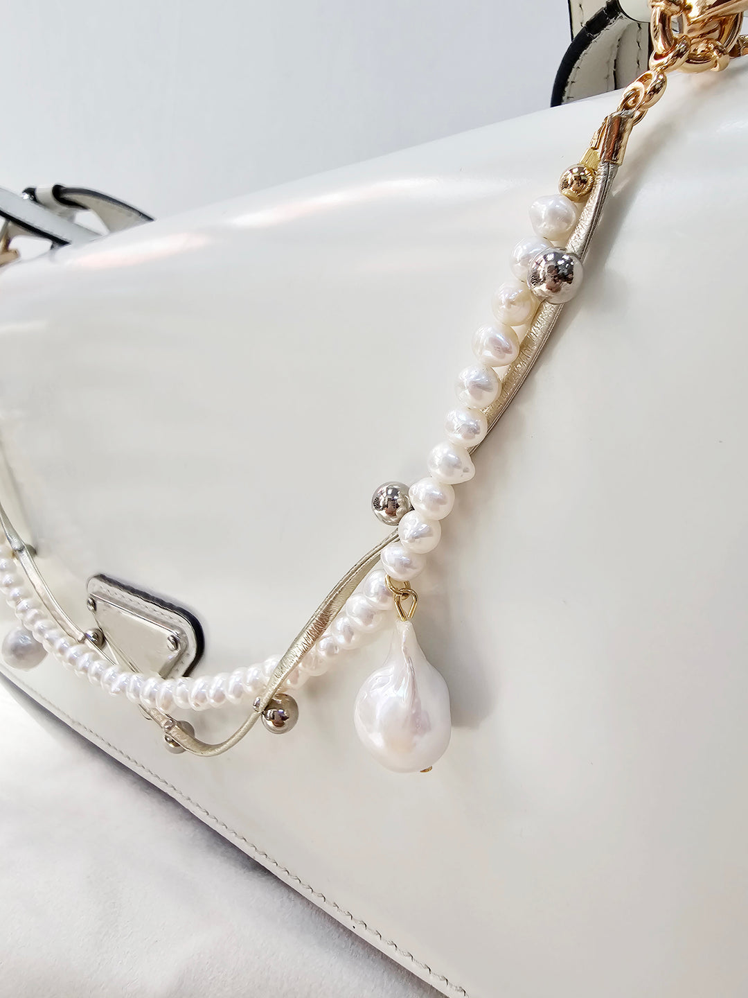 Freshwater Pearl With Baroque Pearls Bag Charm BC013
