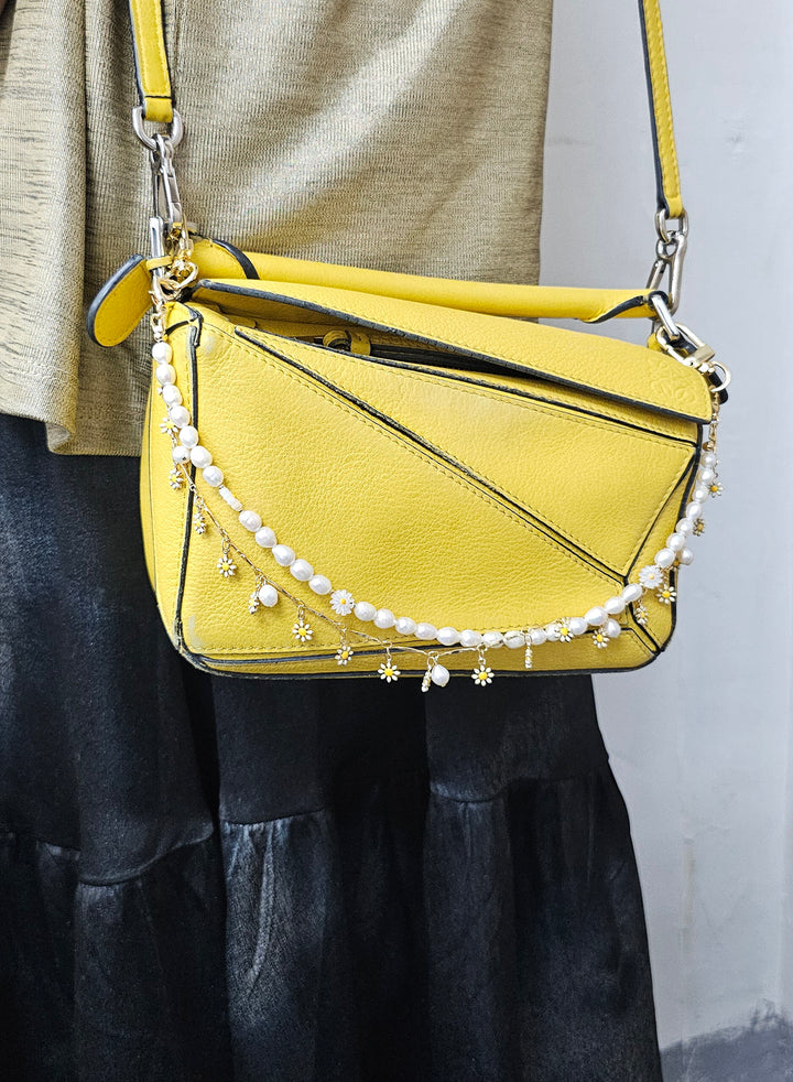 Freshwater Pearls With Daisy Flower Double Layers Bag Charm BC002