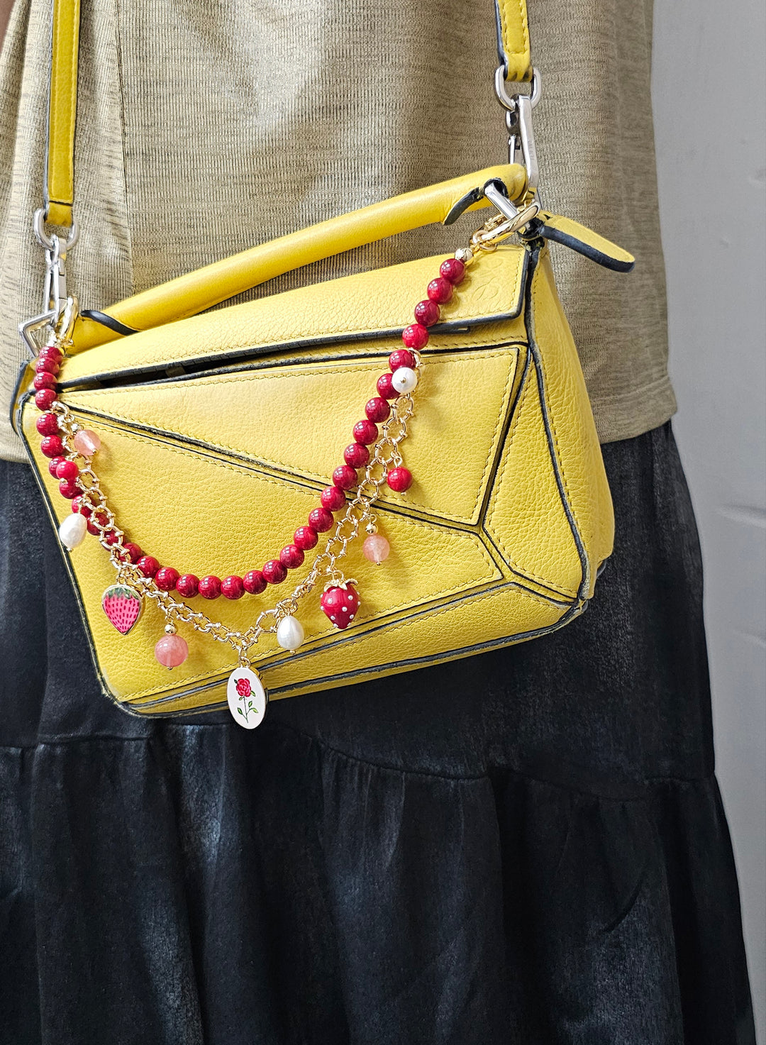 Red Bamboo Coral With Strawberry and Rose Double Layers Chain Bag Charm BC009