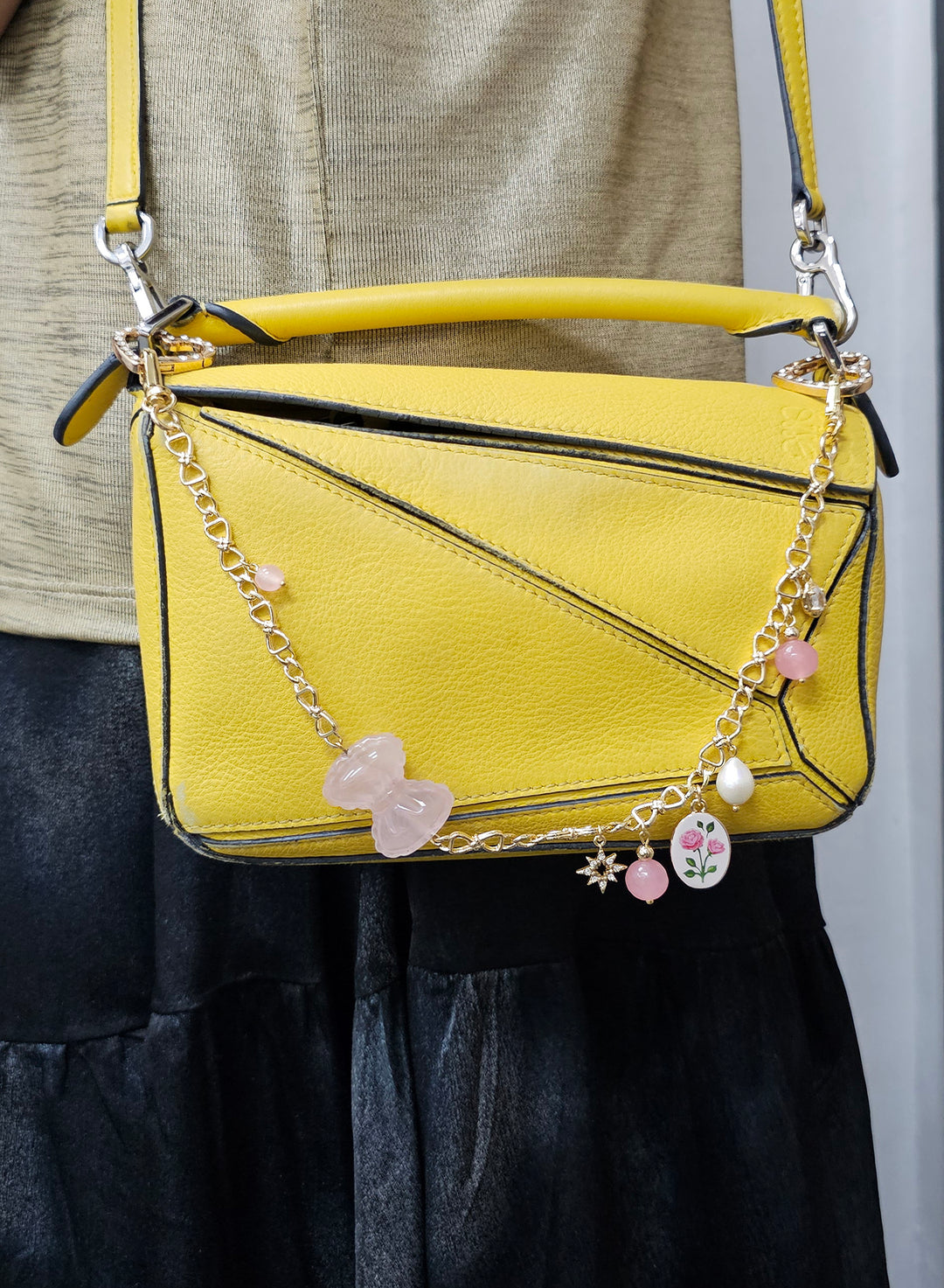 Rose Quartz Bowknot With Rose Chain Bag Charm BC012