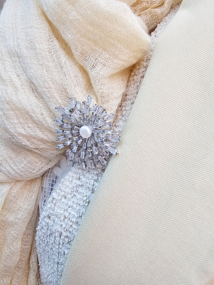 Pearl With Zircon Firework Shaped Brooch QP001
