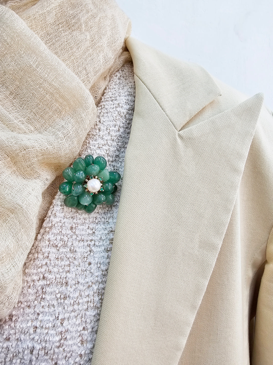Handcrafted Flower Shaped Aventurine Brooch QP003