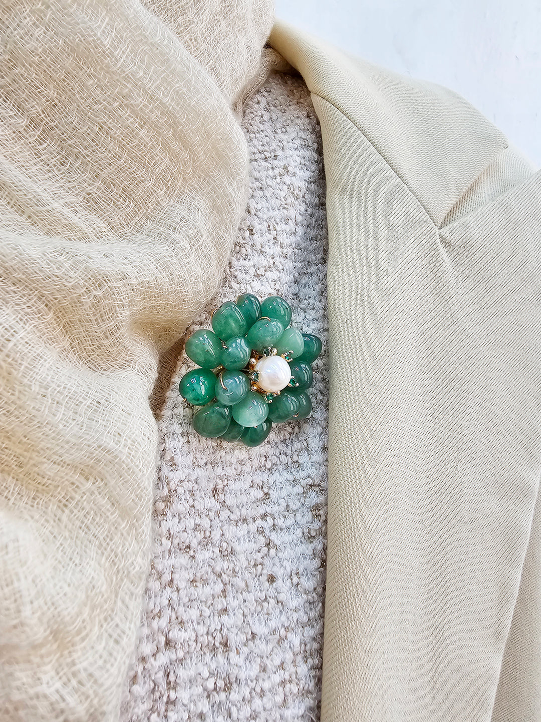 Handcrafted Flower Shaped Aventurine Brooch QP003