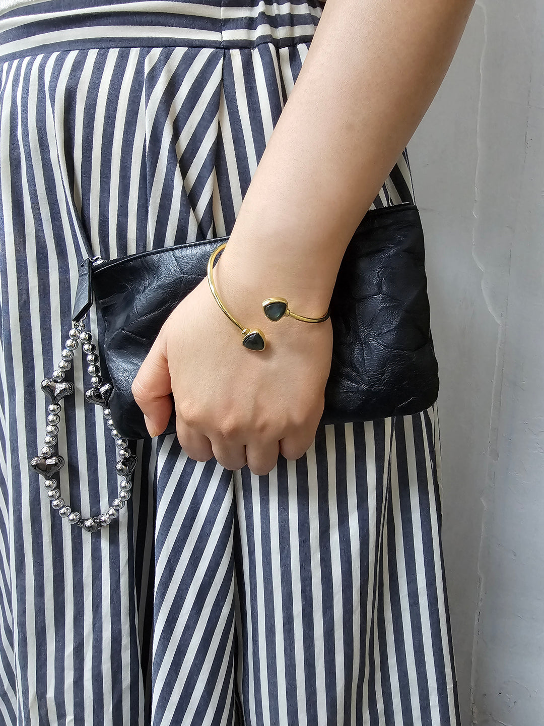 Black Obsidian Stone Minimalist Bangle QB017