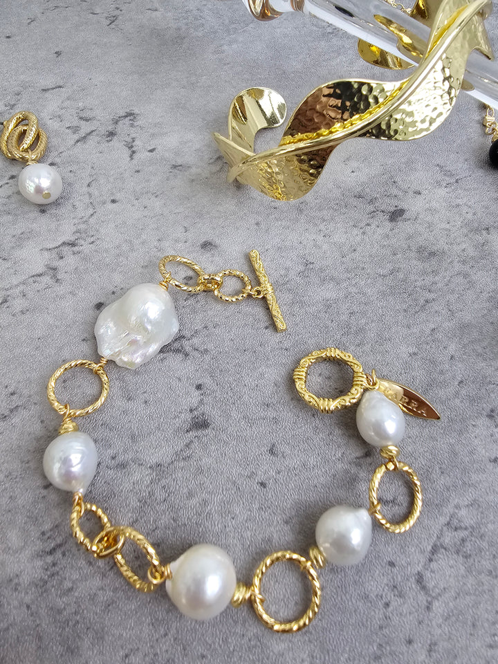Timeless Baroque Pearls Chain Bracelet RB022