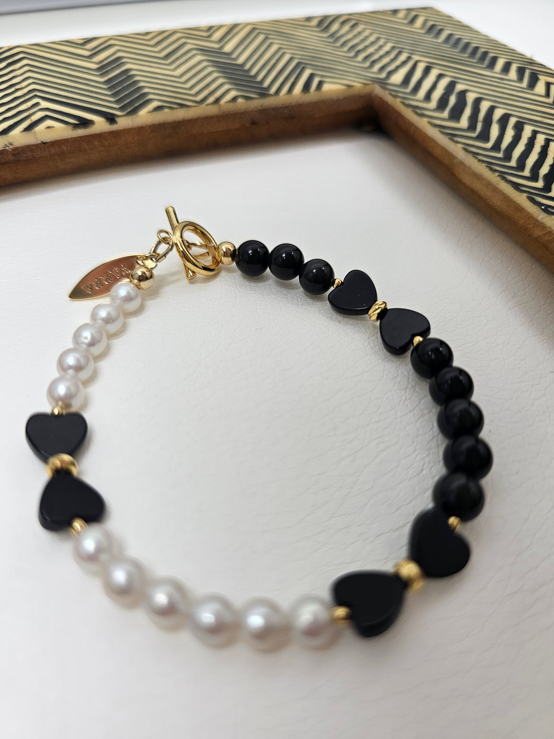 Bowknot Black Obsidian And White Freshwater Pearl Bracelet RB020