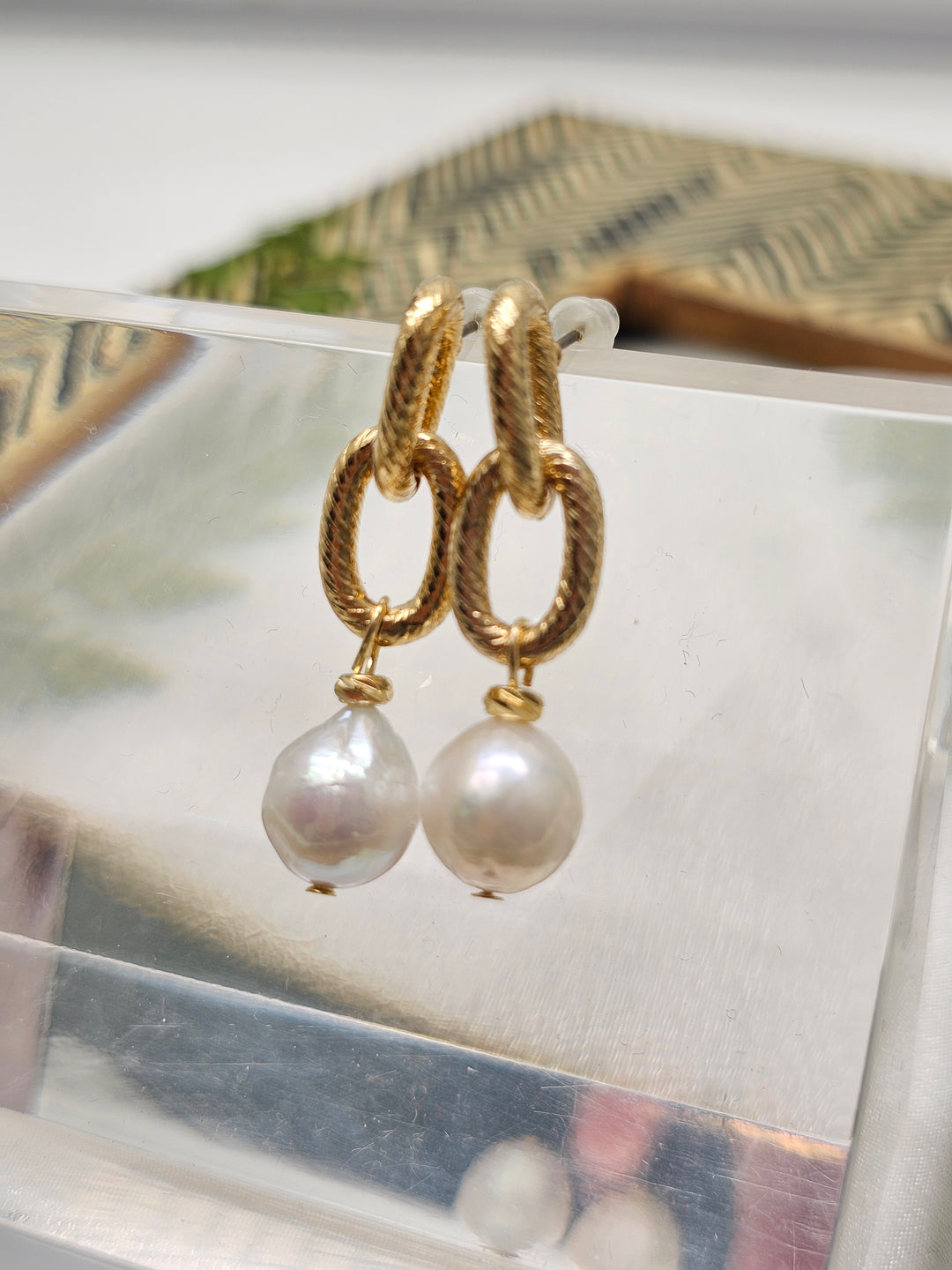 Timeless Freshwater Pearl Dangle Earrings RE030