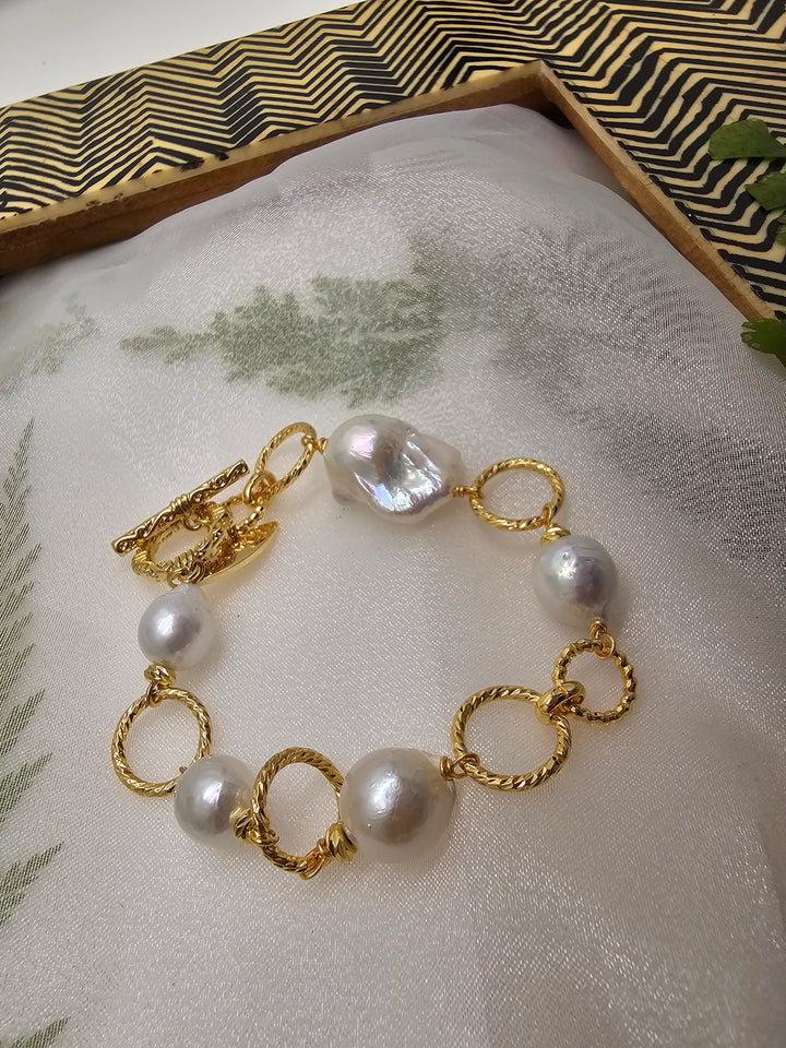 Timeless Baroque Pearls Chain Bracelet RB022