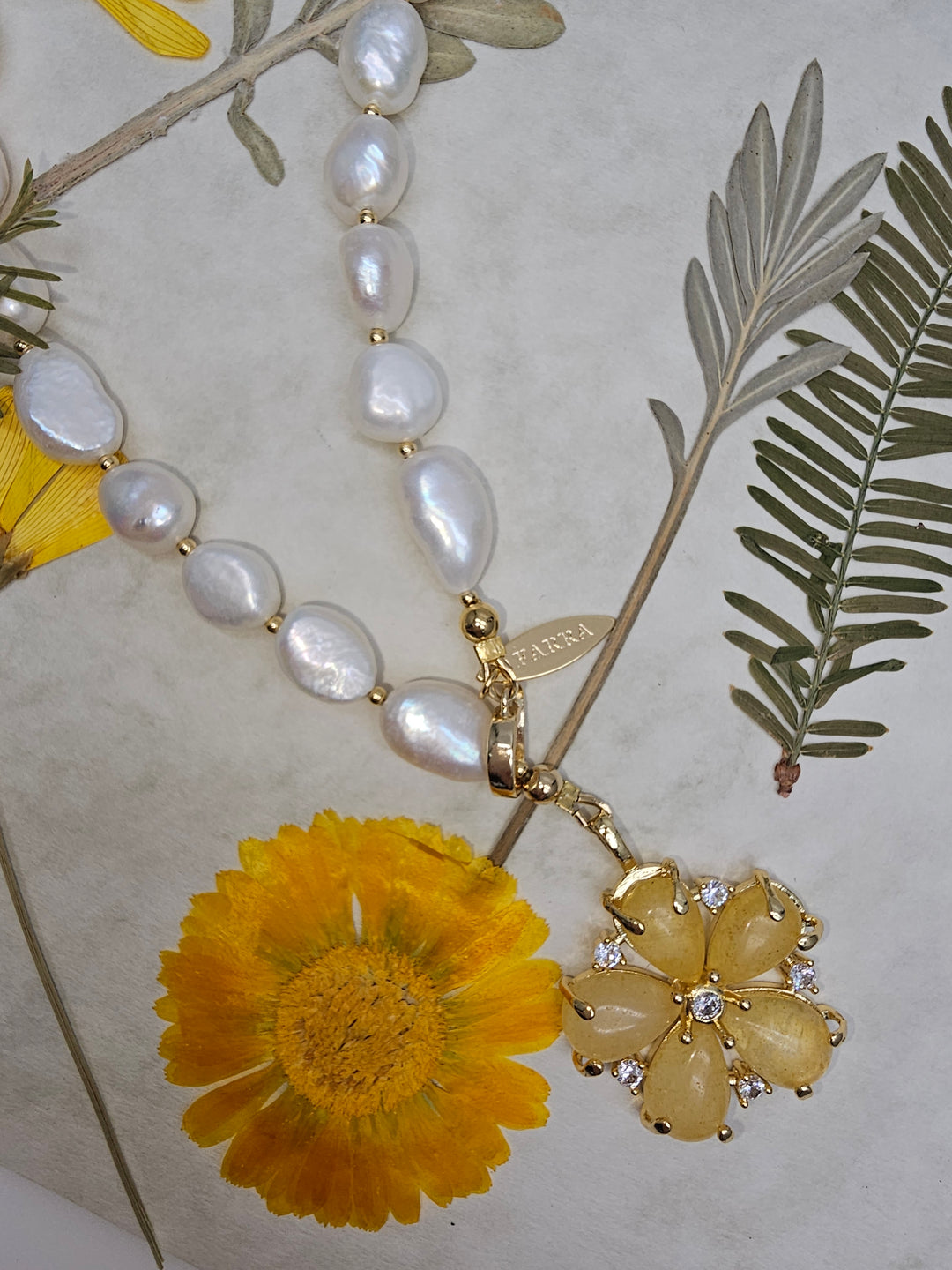 Irregular Freshwater Pearls With Citrine Flower Pendant Lariat Necklace RN011