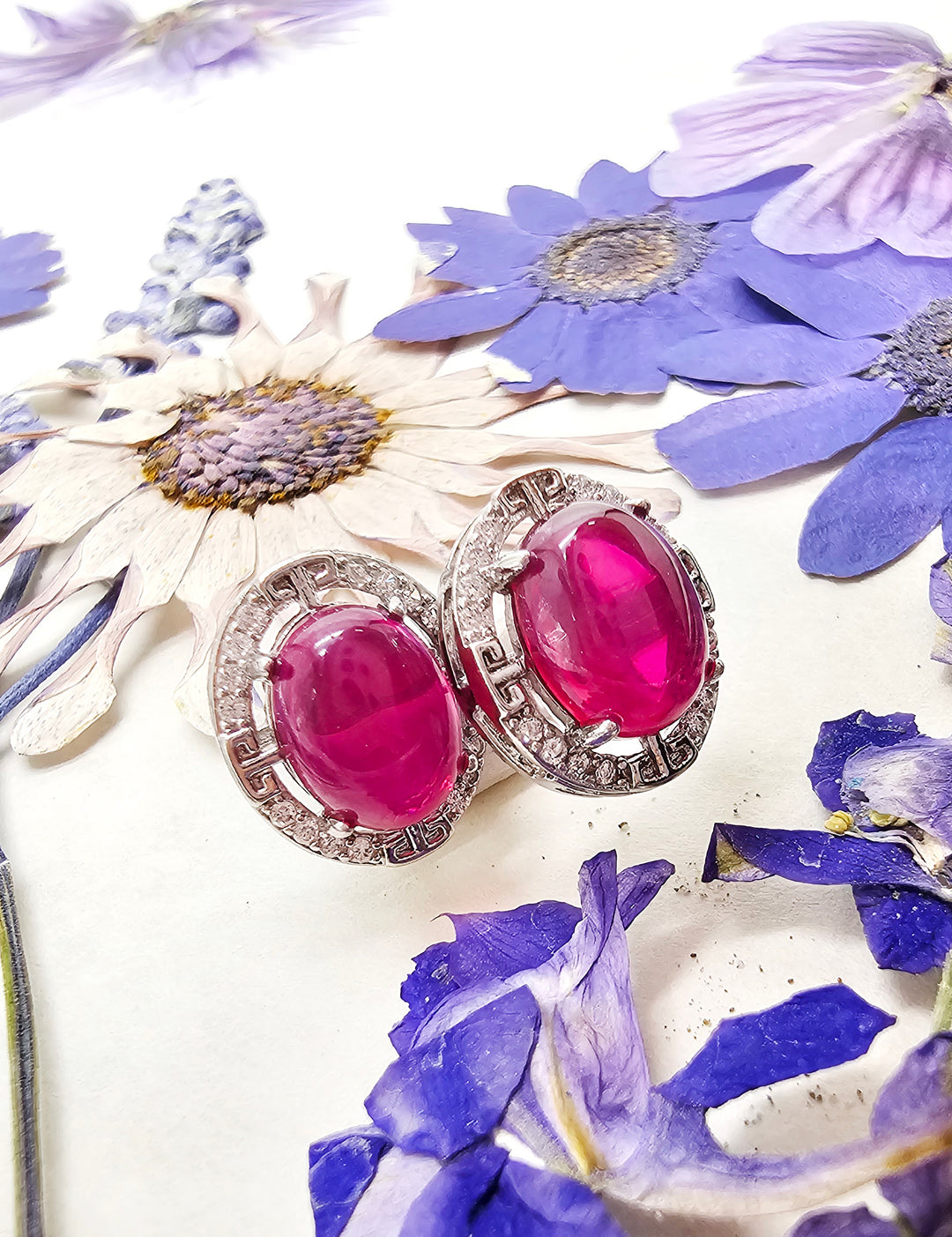 Magenta Agate Oval Shaped Earrings RE022