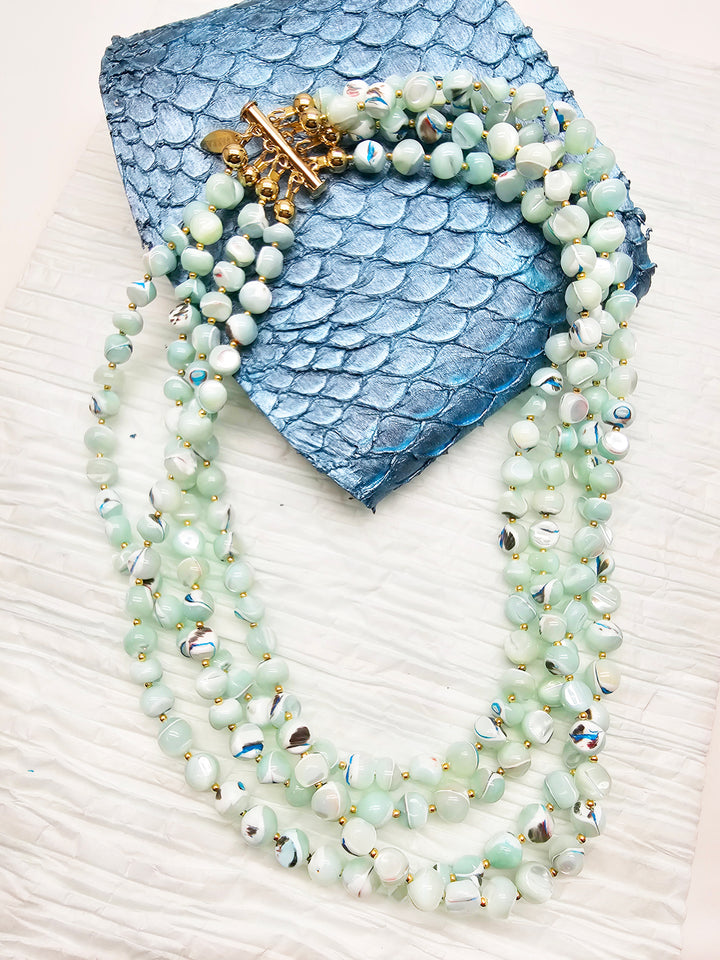 Multi layers green shell necklace RN006