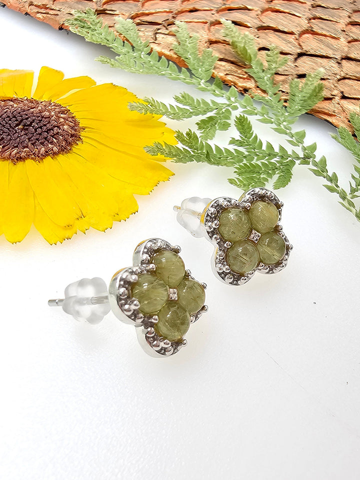 Minimalist Flower Shaped Prehnite Stud Earrings RE010