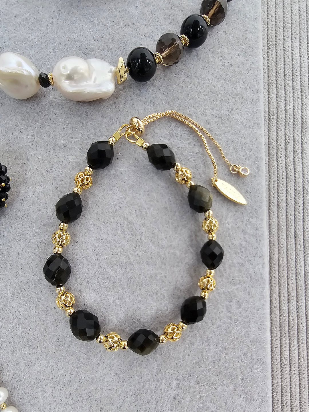 Romantic Style Oval Black Obsidian Adjustable Bracelet SB025