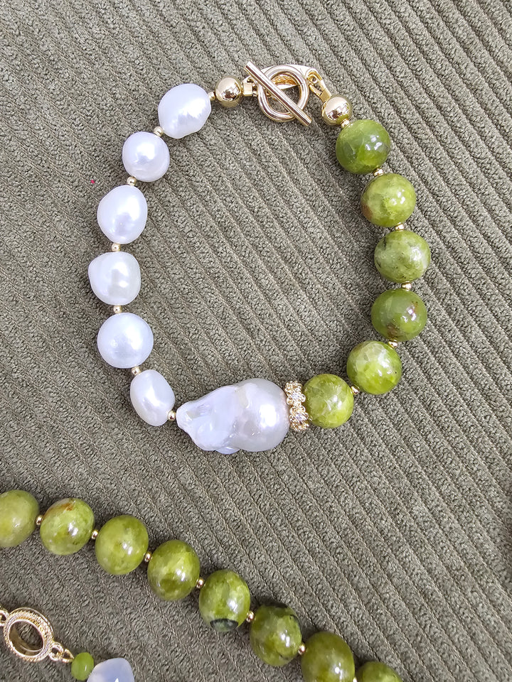 Green Opal With Freshwater Baroque Pearl Bracelet SB016