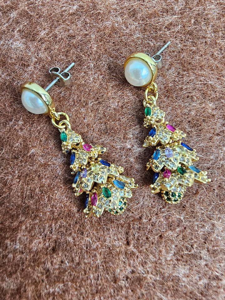 Christmas Dangle With Pearl Stud Earrings SE022