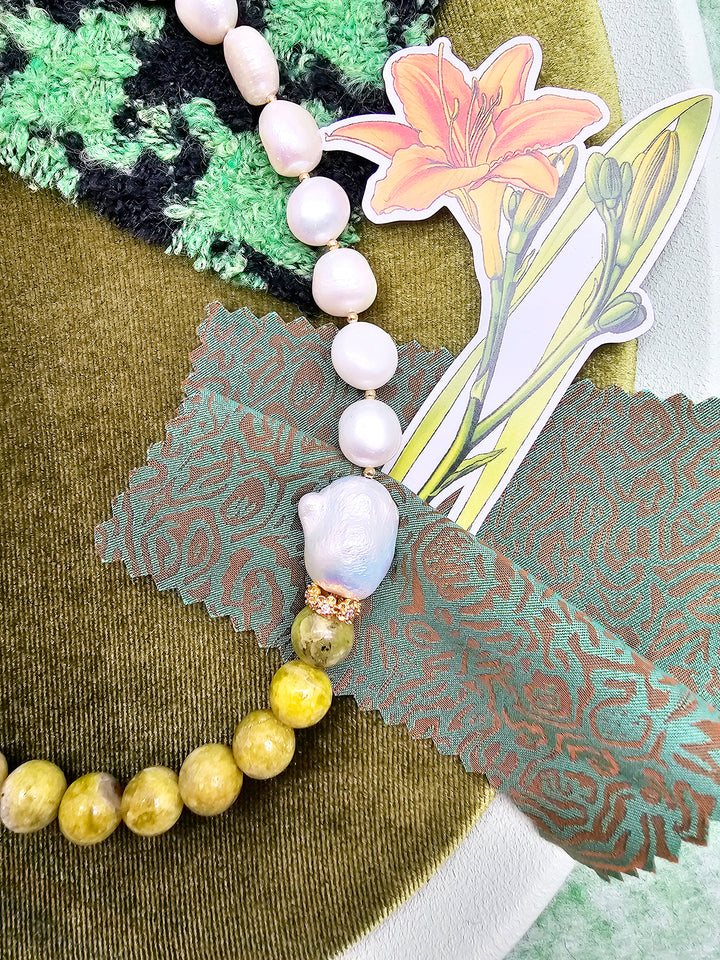 Green Opal And Freshwater Baroque Pearl Classic Necklace SN034